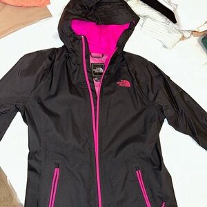 The North Face Rain Windbreaker small Jacket